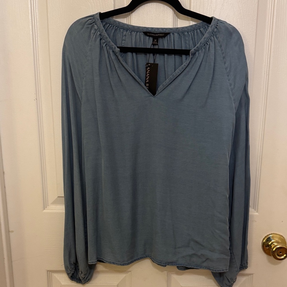 Banana republic chambray denim top
